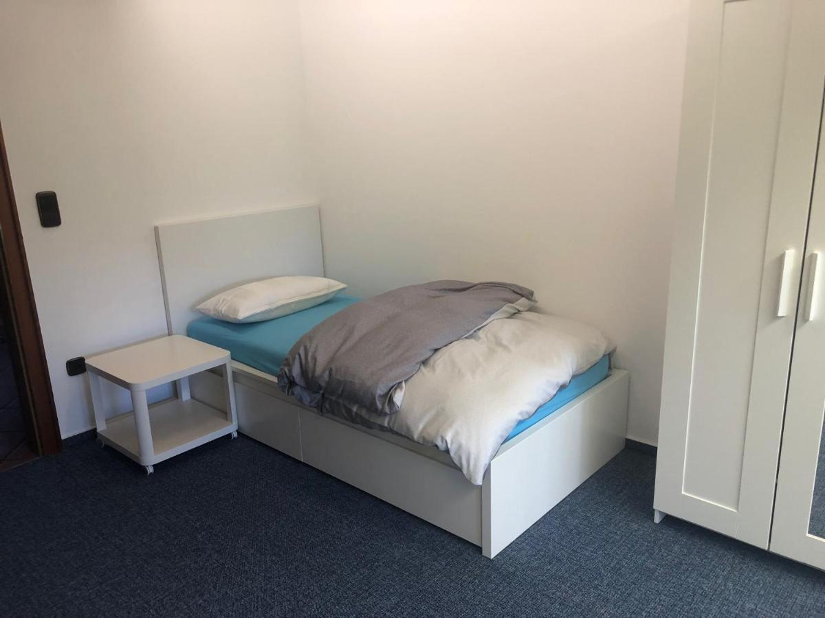 1-Zimmer Apartment, 45 Qm, Im Weinort Neustadt-Duttweiler Neustadt an der Weinstraße Buitenkant foto