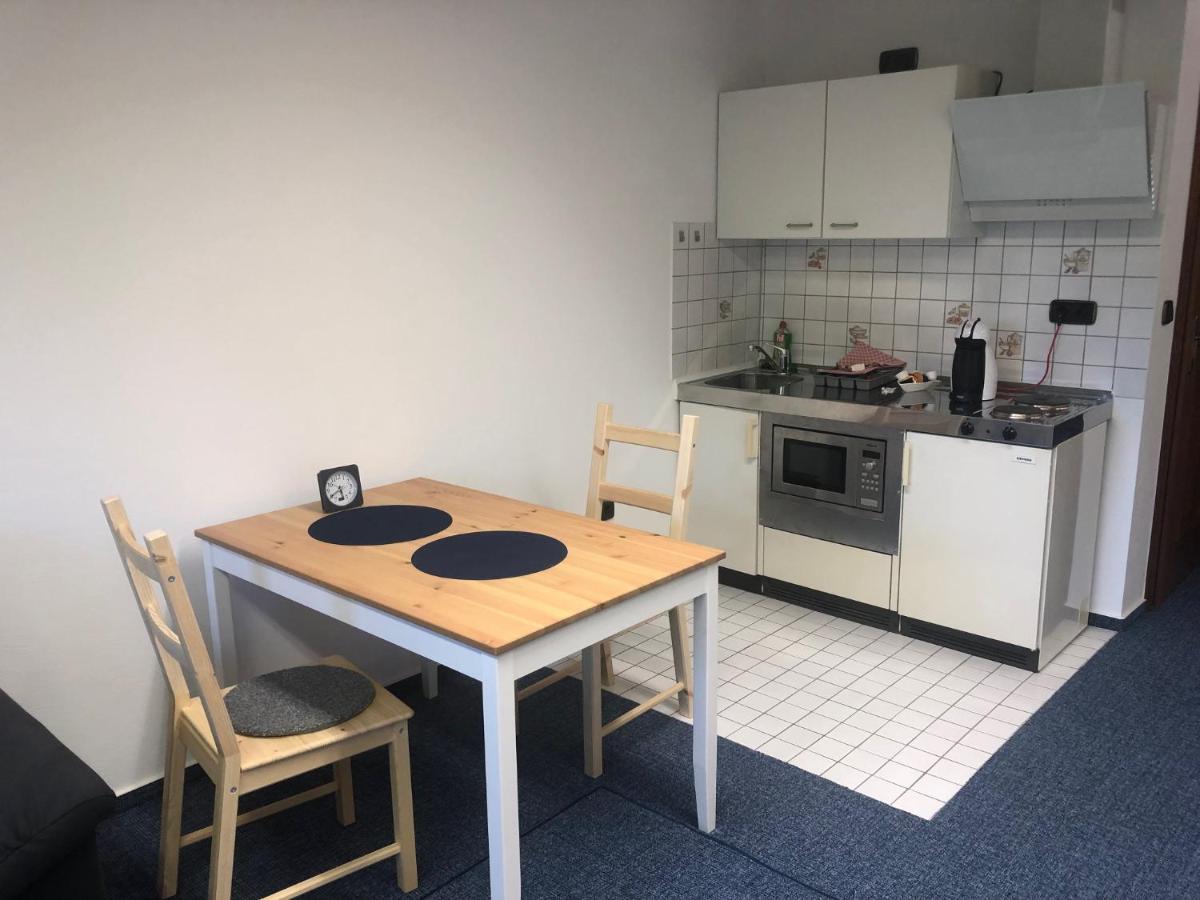 1-Zimmer Apartment, 45 Qm, Im Weinort Neustadt-Duttweiler Neustadt an der Weinstraße Buitenkant foto
